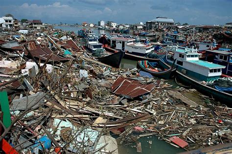 2004 Intian valtameren maanjäristys ja tsunami: Titaanisella katastrofilla oli murskaavia seurauksia koko Etelä-Aasian rannikolle